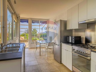 Quadrilocale in Vendita a Alassio, 349'000€, 109 m²