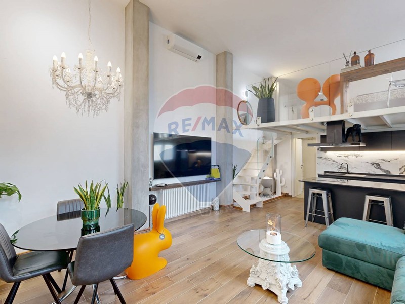 Bilocale in Vendita a Milano, 430'000€, 68 m²