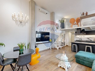 Bilocale in Vendita a Milano, 430'000€, 68 m²