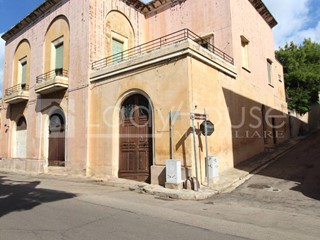 Appartamento in Vendita a Matino, 560'000€, 357 m²