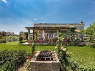 Villa in Vendita a Melissano, 165'000€, 90 m²