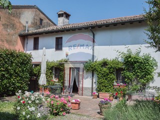 Casa Indipendente in Vendita a Lodi, 398'000€, 235 m²