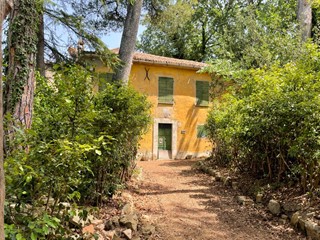 Rustico in Vendita a Pesaro, 385'000&euro;, 400 m²