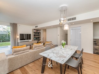 Villa in Vendita a Monza, 1'390'000€, 260 m²