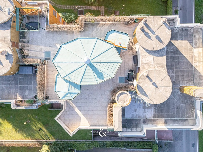 Attico in Vendita a Monza, 1'398'000€, 305 m²