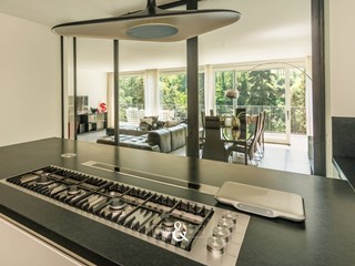 Villa in Vendita a Seregno, 980'000€, 373 m²