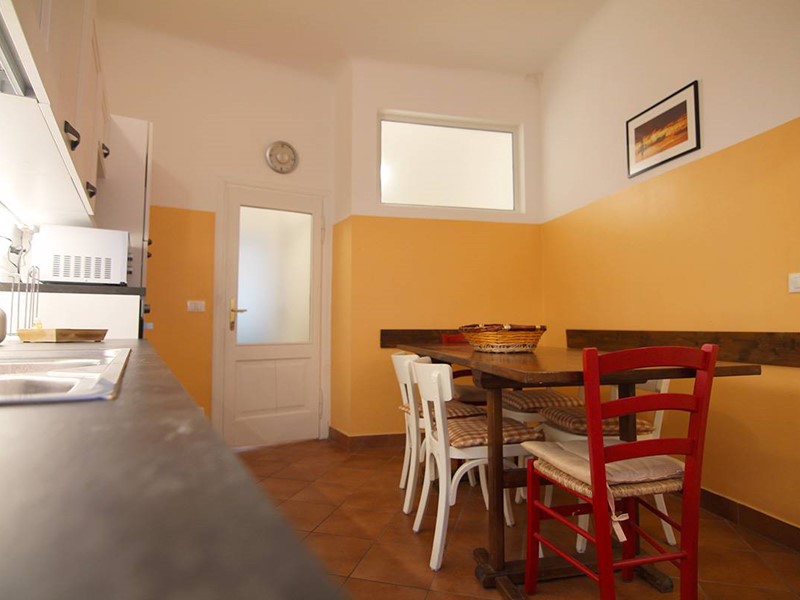 Bilocale in Affitto a Trieste, 650€, 64 m²