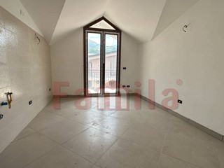 Appartamento in Vendita a Mugnano del Cardinale, 130'000€, 100 m²