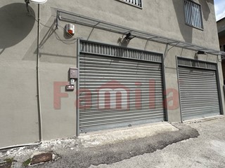 Immobile commerciale in Affitto a Mugnano del Cardinale, 650€, 199 m²