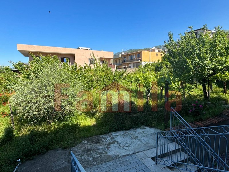 Terreno edificabile in Vendita a Mugnano del Cardinale, 130'000€, 709 m²