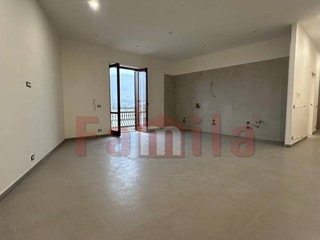 Trilocale in Vendita a Sperone, 120'000&euro;, 100 m²