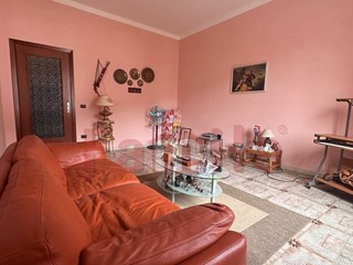 Trilocale in Vendita a Quadrelle, 79'000€, 95 m²