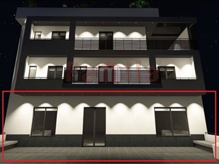 Immobile commerciale in Affitto a Baiano, 150 m²