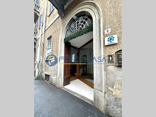 Attività commerciale in Vendita a Legnano, 130'000€, 90 m²