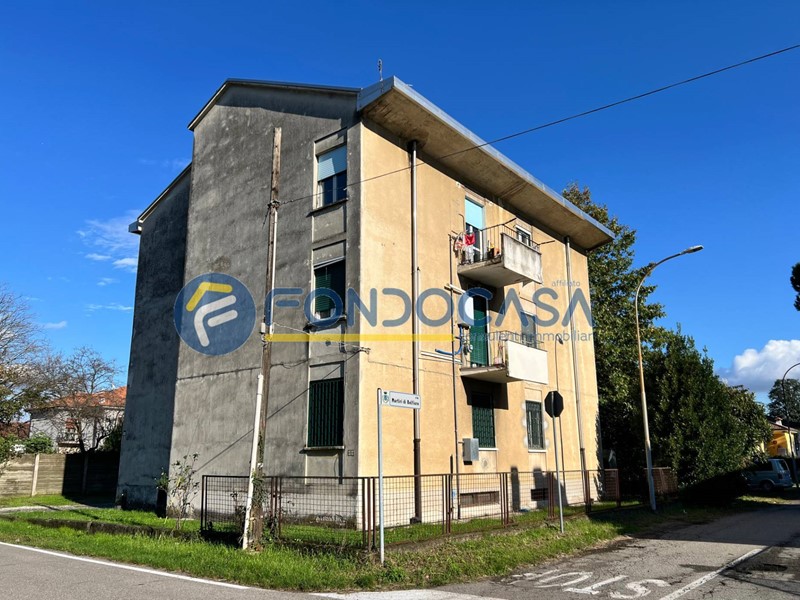 Bilocale in Vendita a Parabiago, 72'000€, 57 m²