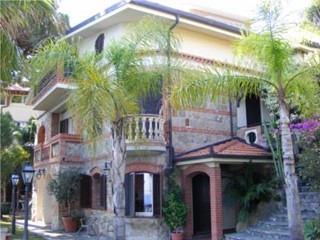 Villa in Vendita a Sanremo, 3'000'000€, 400 m²
