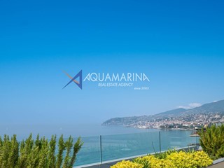 Trilocale in Vendita a Sanremo, 100 m²