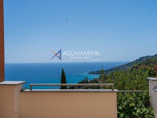 Bilocale in Vendita a Ventimiglia, 240'000€, 70 m²