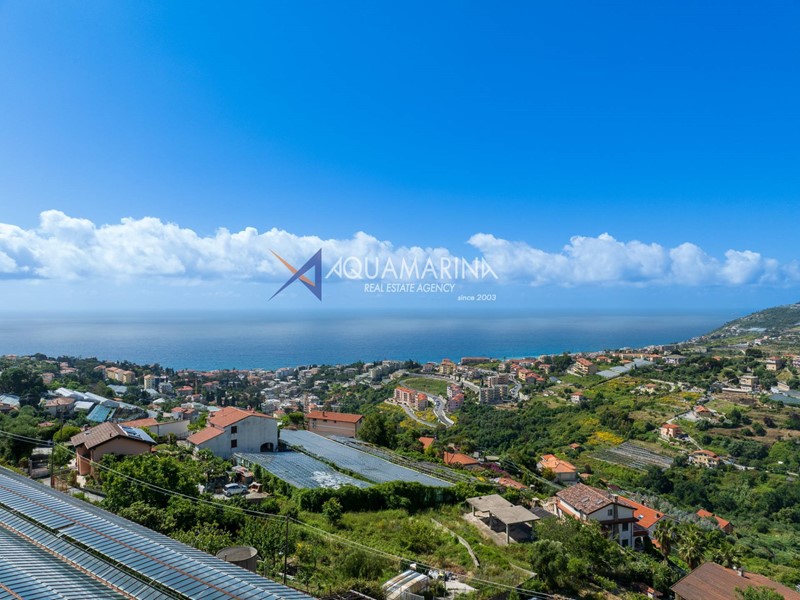 Terreno edificabile in Vendita a Sanremo, 180'000€, 3000 m²