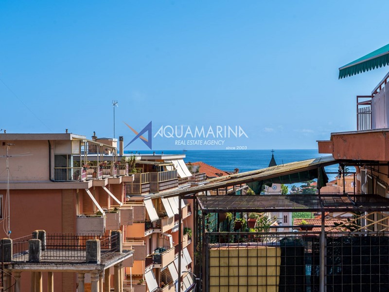Bilocale in Vendita a Sanremo, 250'000€, 58 m²