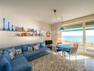 Trilocale in Vendita a Ospedaletti, 315'000€, 85 m²