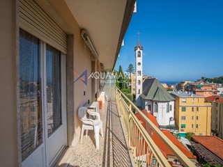 Bilocale in Vendita a Sanremo, 139'000€, 63 m²