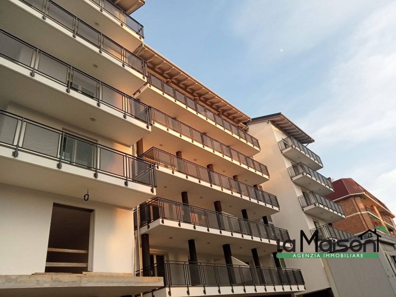 Quadrilocale in Vendita a Ivrea, 270'000€, 118 m²