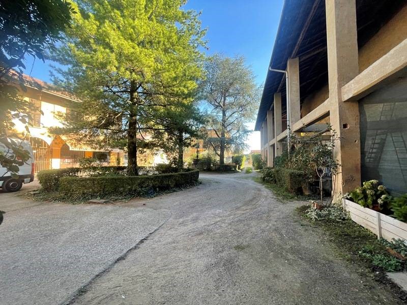 Rustico in Vendita a Castelseprio, 550'000€, 1448 m², con Box