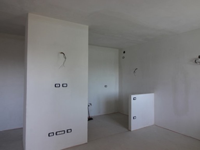 Trilocale in Vendita a Gallarate, 220'000€, 91 m²