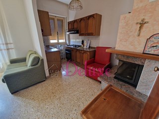 Appartamento in Vendita a Treia, 98'000&euro;, 125 m²