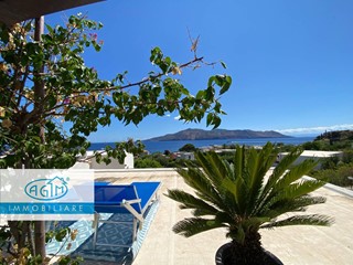 Casa Indipendente in Vendita a Santa Marina Salina, 390'000€, 70 m²