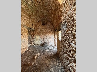 Rustico in Vendita a Palermo, 115'000€, 350 m²