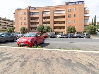 Trilocale in Vendita a Roma, 199'000€, 82 m²