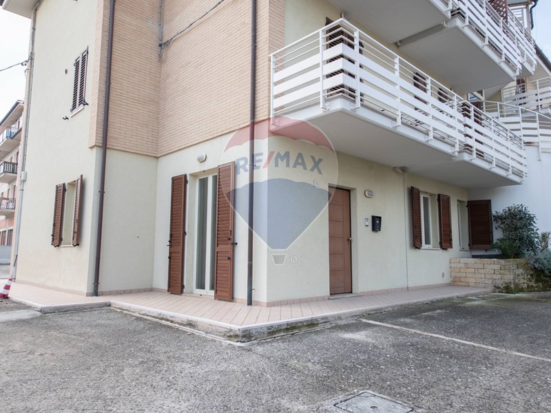 Appartamento in Vendita a Barbara, 95'000€, 90 m²