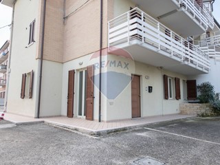 Appartamento in Vendita a Barbara, 95'000€, 90 m²