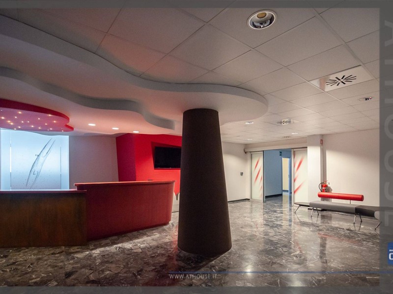 Ufficio in Affitto a Trieste, 250€, 15 m²