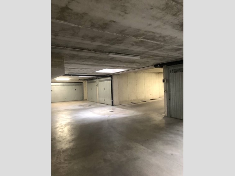 Box in Vendita a Milano, 30'000€, 13 m²