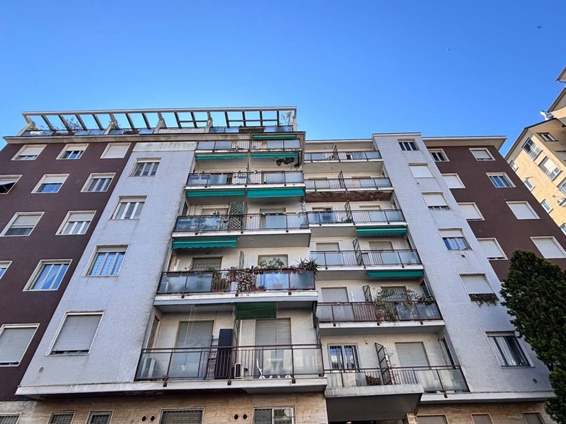 Trilocale in Affitto a Milano, 1'050&euro;, 80 m²