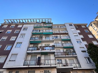 Trilocale in Affitto a Milano, 1'050&euro;, 80 m²