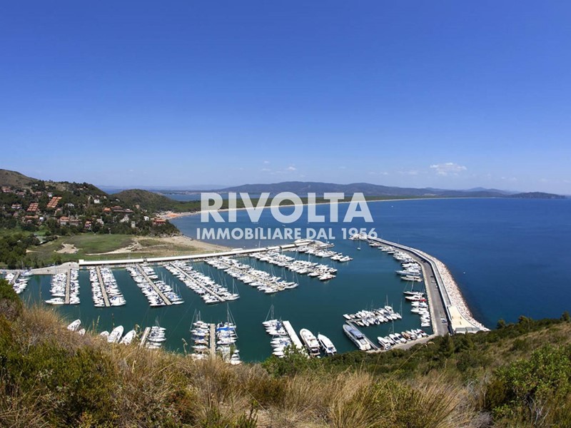 Box in Vendita a Monte Argentario, 390'000€, 150 m²