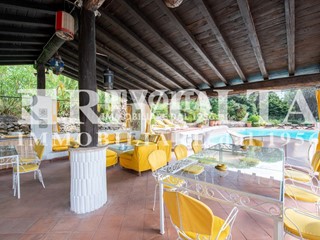 Villa in Affitto a Monte Argentario, 18'000€, 900 m²