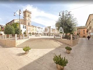 Appartamento in Vendita a Cittaducale, 199'000&euro;, 1200 m², con Box