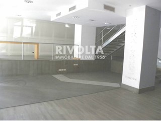 Immobile commerciale in Affitto a Roma, 16'000&euro;, 250 m²