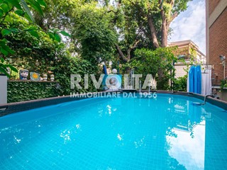 Quadrilocale in Vendita a Roma, 810'000€, 227 m²