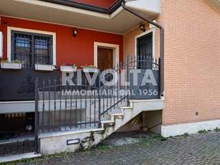 Villetta a schiera in Vendita a Roma, 240'000€, 150 m²
