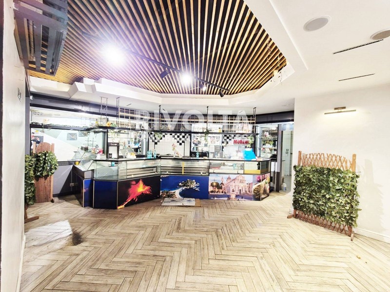 Attività commerciale in Affitto a Roma, 1'750&euro;, 68 m²