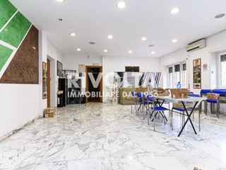 Ufficio in Vendita a Roma, 1'130'000€, 215 m²