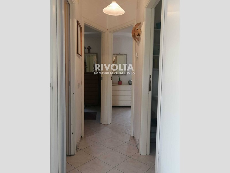 Villa in Vendita a Scurcola Marsicana, 239'000€, 150 m²