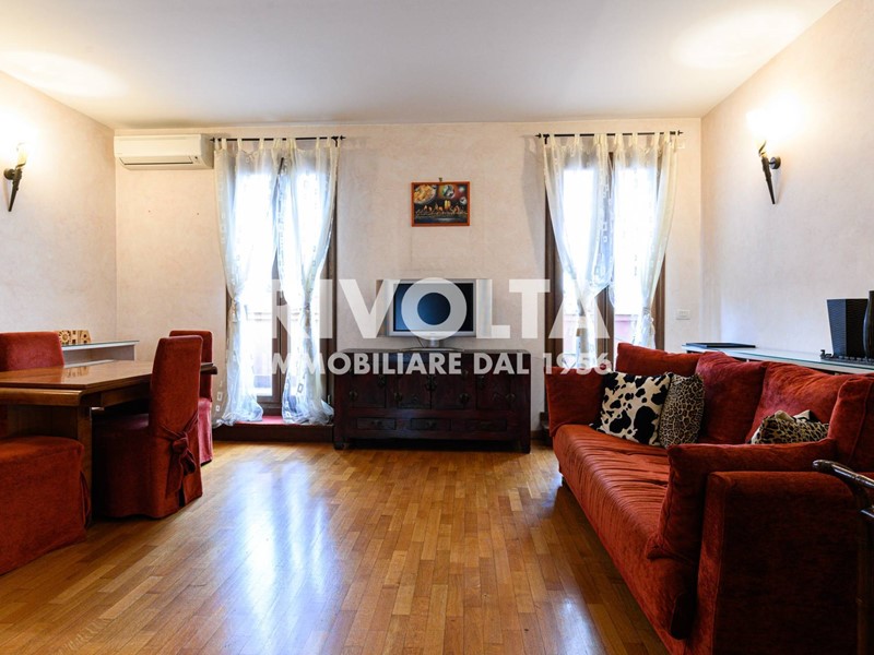 Bilocale in Affitto a Roma, 2'150€, 60 m²
