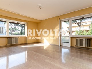 Appartamento in Vendita a Roma, 850'000€, 190 m²